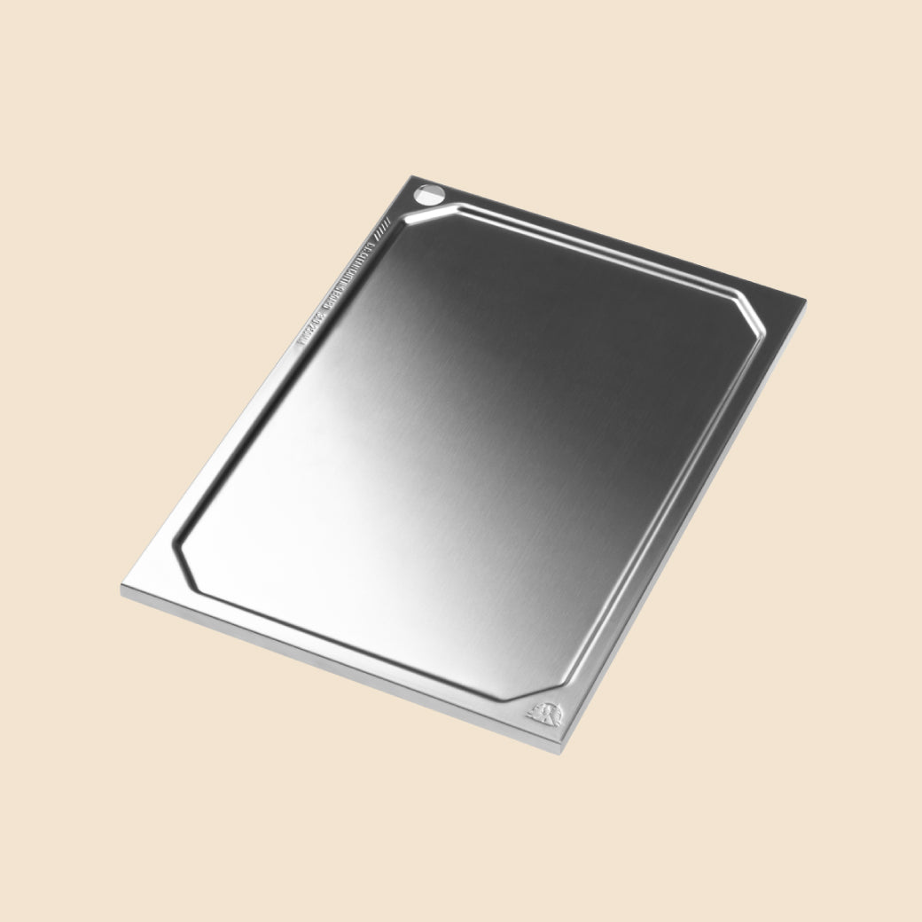 CLEAN CUTTING BOARD