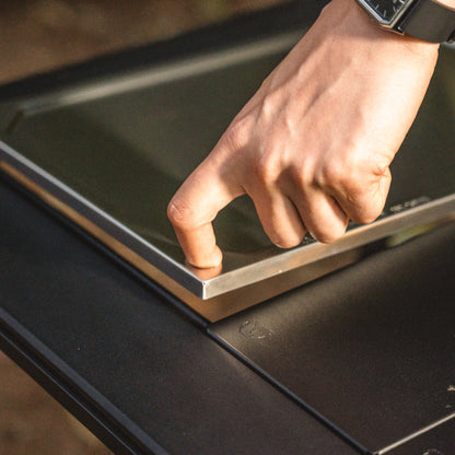 CLEAN CUTTING BOARD
