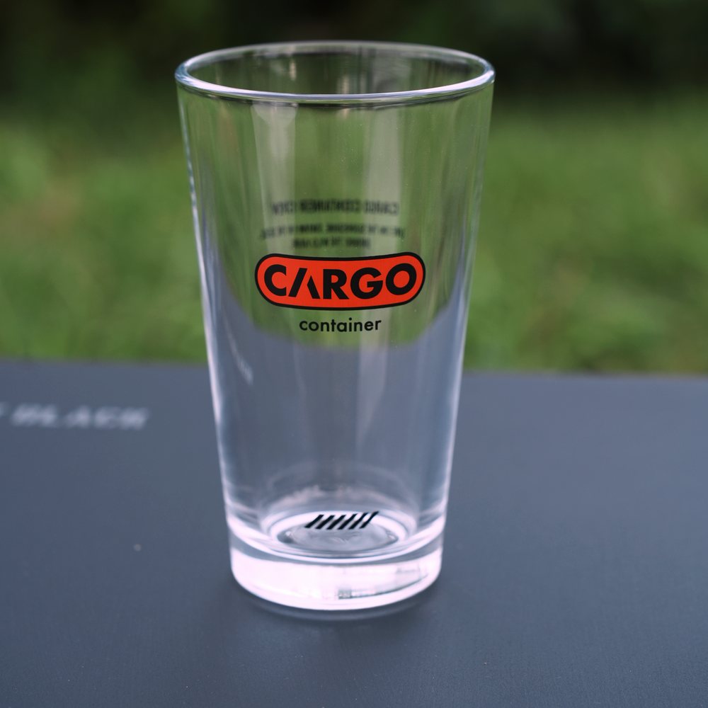 CARGO ロゴ入りのパイントグラス