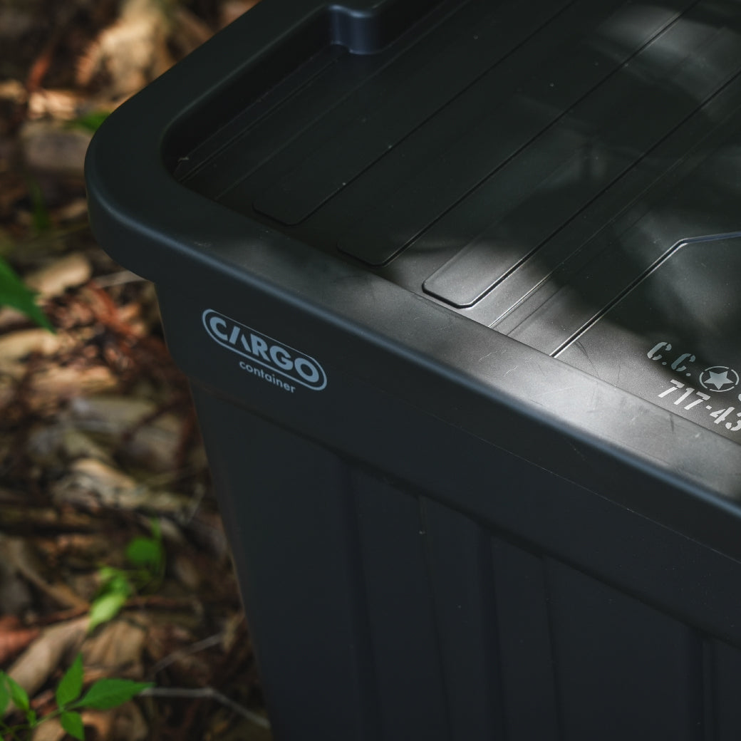 SIGNATURE SHIELD BOX（12月末配送予定）