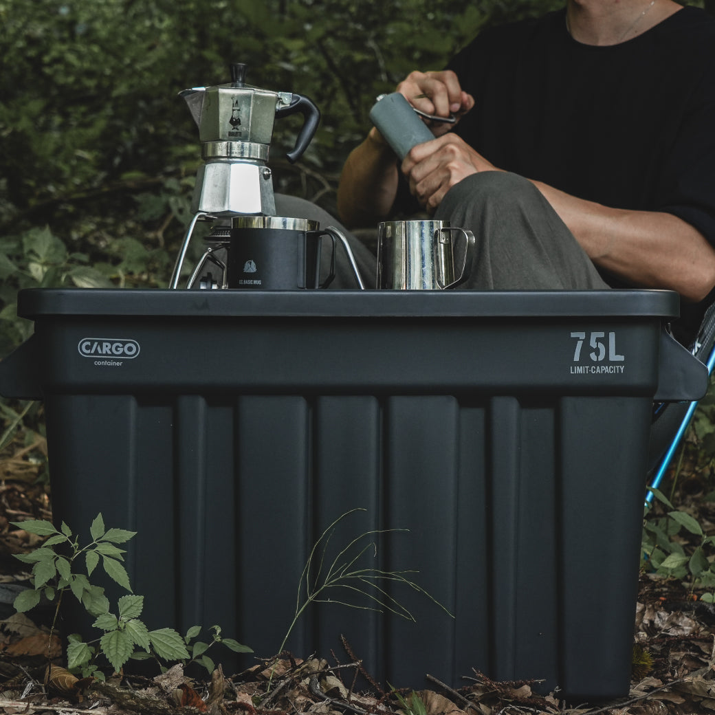 SIGNATURE SHIELD BOX（12月末配送予定）